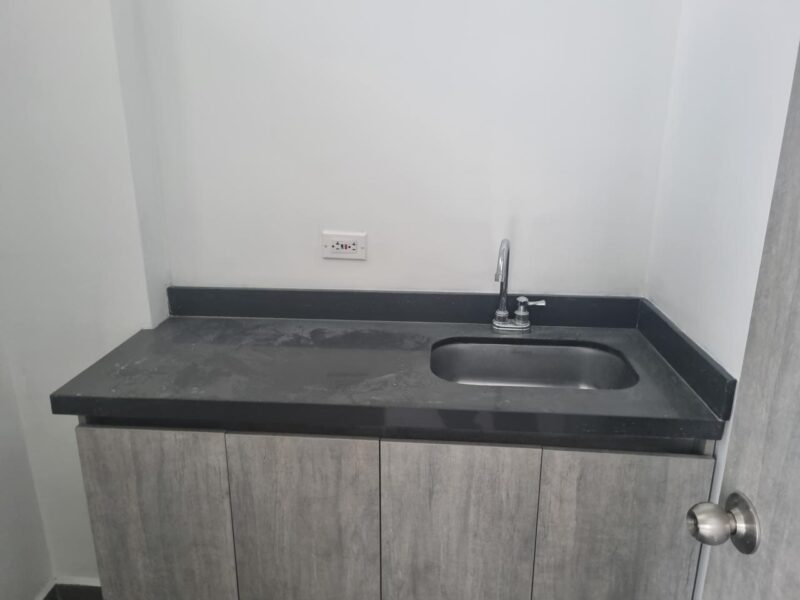 Oficina en arriendo – Zofiva, Caldas