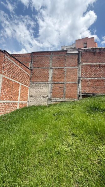 Lote en venta – Urbanización Cataluña, Sabaneta