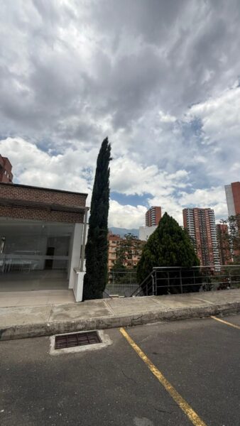 Lote en venta – Urbanización Cataluña, Sabaneta
