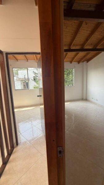 Casa en venta – Robledo, Urbanización La Atlántida