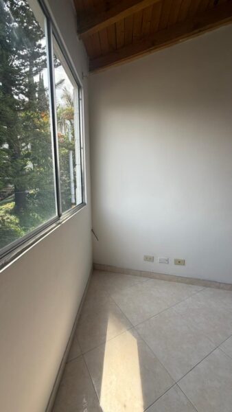 Casa en venta – Robledo, Urbanización La Atlántida