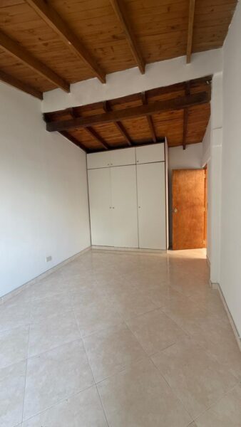 Casa en venta – Robledo, Urbanización La Atlántida