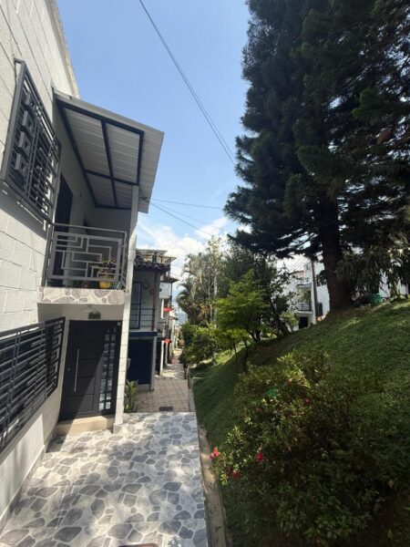 Casa en venta – Robledo, Urbanización La Atlántida