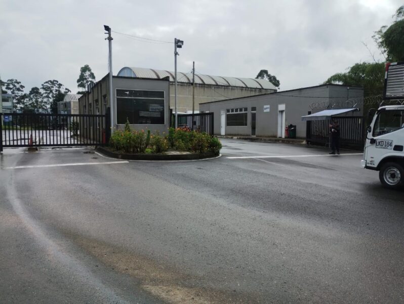 Bodega en venta y arriendo – Zofiva D5, Caldas