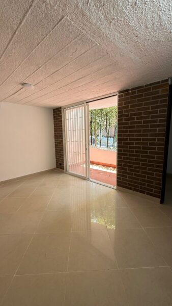 Casa Jardín en Sudamérica – Casa #32