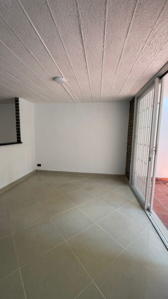 Casa Jardín en Sudamérica – Casa #32