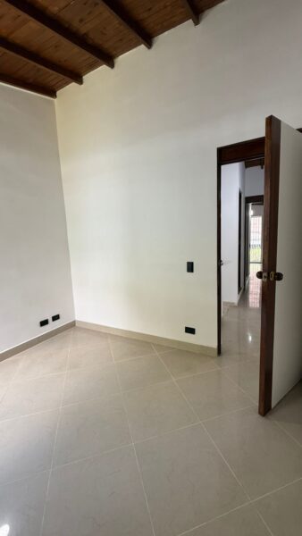 Casa Jardín en Sudamérica – Casa #32