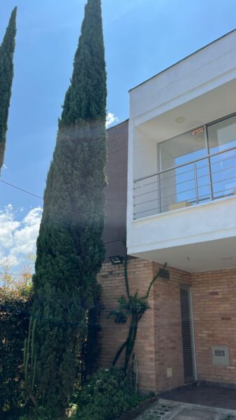 Casa en Venta – Unidad Tierra Fresca, La Estrella (Sector Los Tanques)