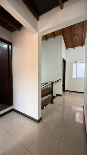 Casa en arriendo – La Estrella | Urbanización San Agustín