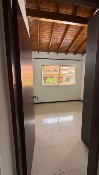 Casa en arriendo – La Estrella | Urbanización San Agustín