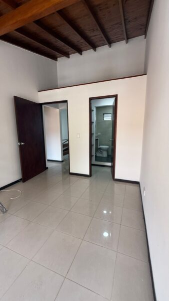 Casa en arriendo – La Estrella | Urbanización San Agustín
