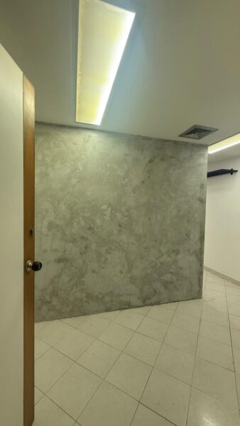 Oficina en arriendo – Edificio Colmena | Milla de Oro – El Poblado