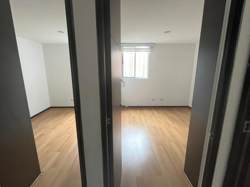 Apartamento en arriendo – Suramérica