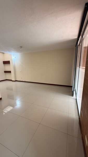 Casa en arriendo en Suramérica, La Estrella. Ubicada en una zona estratégica del sur del Valle de Aburrá,