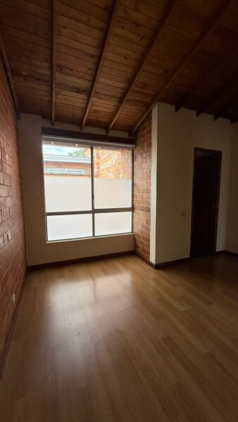 Casa en arriendo en Suramérica, La Estrella. Ubicada en una zona estratégica del sur del Valle de Aburrá,