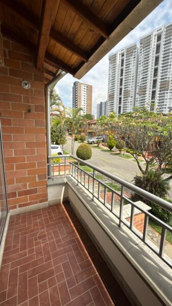 Casa en arriendo en Suramérica, La Estrella. Ubicada en una zona estratégica del sur del Valle de Aburrá,