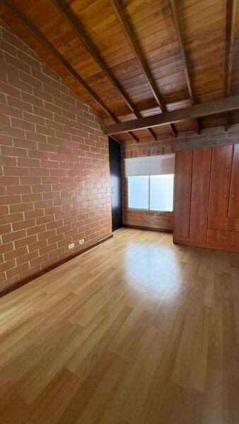 Casa en arriendo en Suramérica, La Estrella. Ubicada en una zona estratégica del sur del Valle de Aburrá,