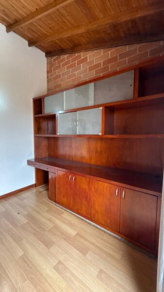 Casa en arriendo en Suramérica, La Estrella. Ubicada en una zona estratégica del sur del Valle de Aburrá,