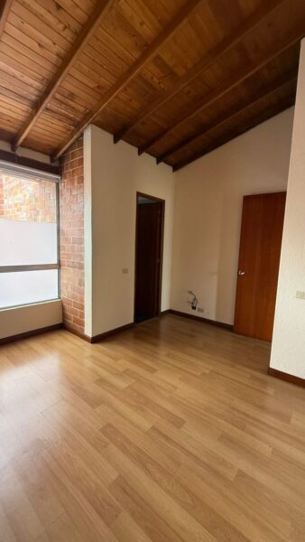 Casa en arriendo en Suramérica, La Estrella. Ubicada en una zona estratégica del sur del Valle de Aburrá,