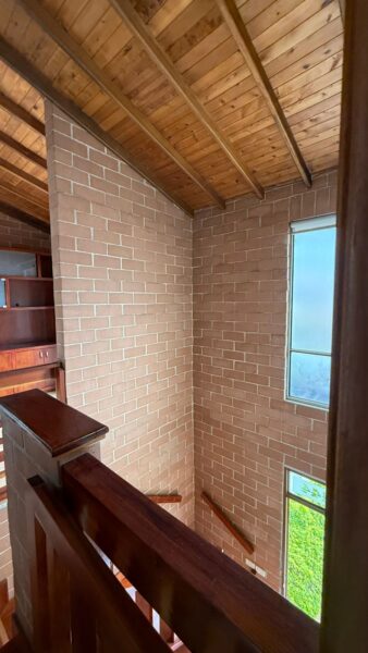 Casa en arriendo en Suramérica, La Estrella. Ubicada en una zona estratégica del sur del Valle de Aburrá,