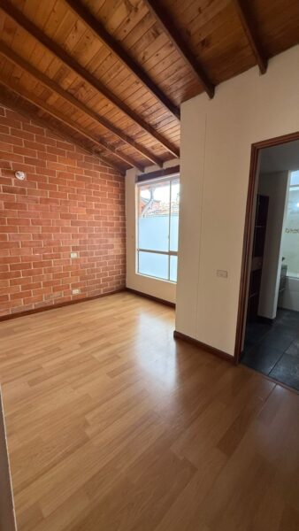 Casa en arriendo en Suramérica, La Estrella. Ubicada en una zona estratégica del sur del Valle de Aburrá,