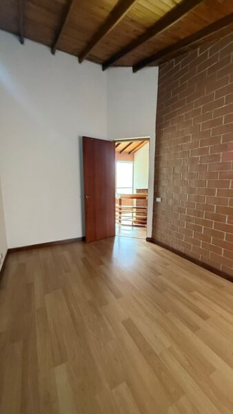 Casa en arriendo en Suramérica, La Estrella. Ubicada en una zona estratégica del sur del Valle de Aburrá,