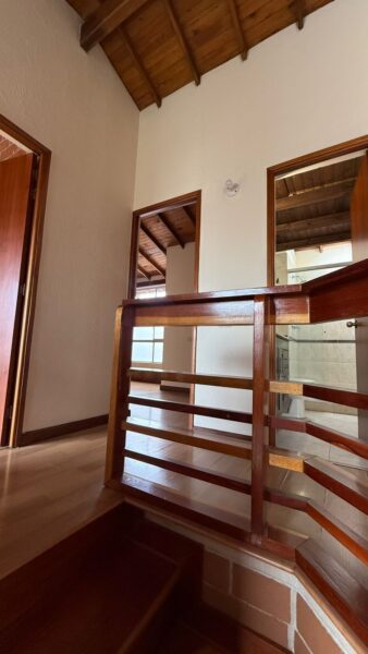 Casa en arriendo en Suramérica, La Estrella. Ubicada en una zona estratégica del sur del Valle de Aburrá,
