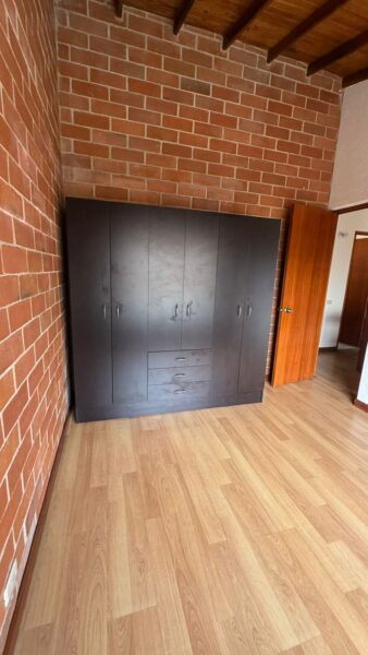 Casa en arriendo en Suramérica, La Estrella. Ubicada en una zona estratégica del sur del Valle de Aburrá,