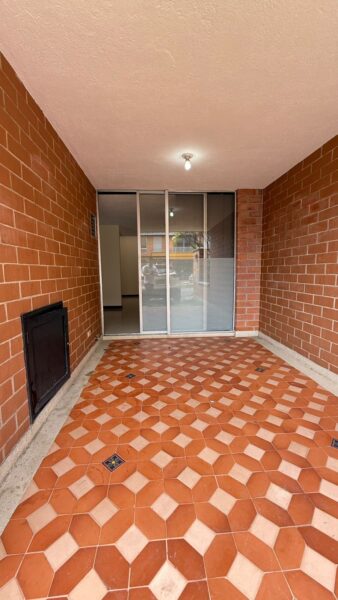 Casa en arriendo en Suramérica, La Estrella. Ubicada en una zona estratégica del sur del Valle de Aburrá,