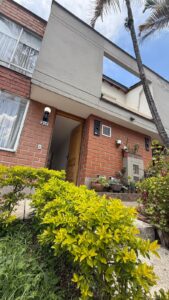 Casa en Arriendo–Suramérica, La Estrella/A26062201