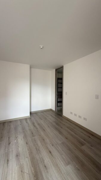 Apartamento en Arriendo |– Aves Marías, Sabaneta/A26062206