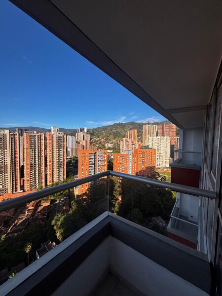 Apartamento en Arriendo Sabaneta/A26072408