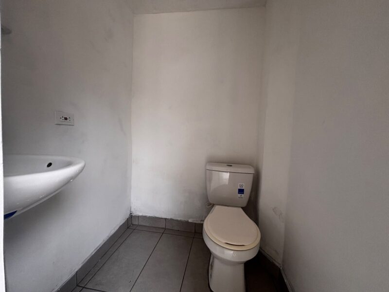 Local Comercial en Arriendo – Sabaneta/A26072405
