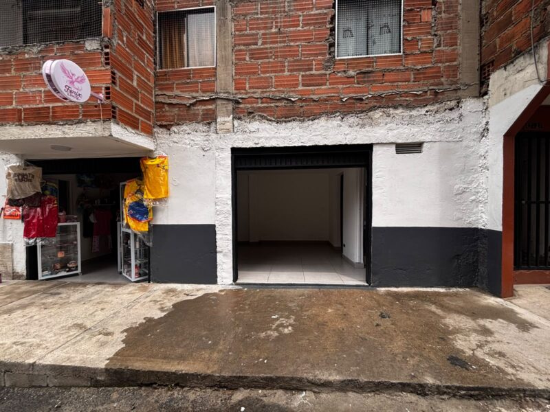 Local Comercial en Arriendo – Sabaneta/A26072405
